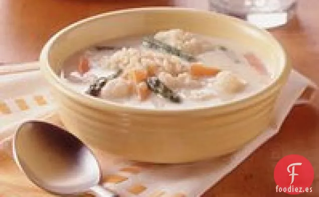 Sopa de Verduras con Queso Fácil