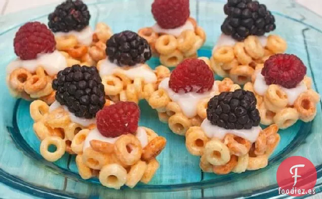 Tartas Cheerios® con Yogur y Bayas