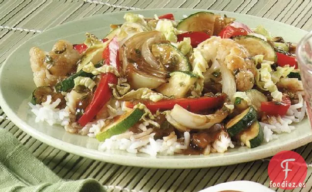 Salteado de Verduras de Chile y Albahaca