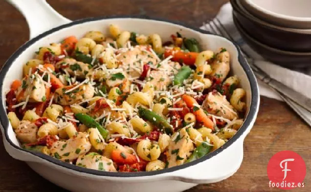 Pollo Asiago y Cavatappi