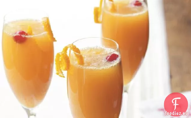 Ponche de Sidra de Arándano y Manzana