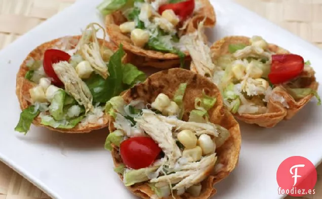 Mini Ensaladas de Pollo César