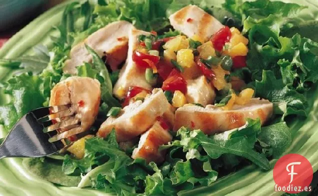 Pollo a la Parrilla de Sandy con Salsa de Frutas