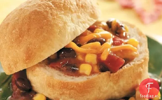 Estofado de Tacos de Pollo en Tazones de Pan