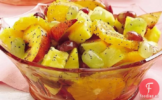 Fruta Fresca con Aderezo de Semillas de Amapola de Miel