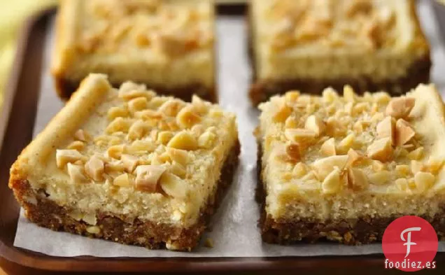 Barras de Pastel de Queso con Ponche de Huevo