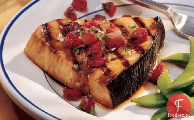 Pez Espada con Salsa de Fresa