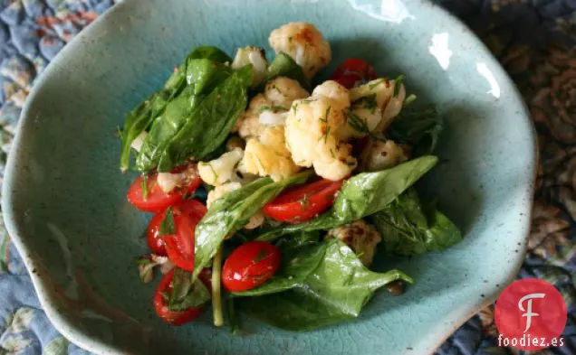 Coliflor Asada Con Tomate, Eneldo Y Alcaparras