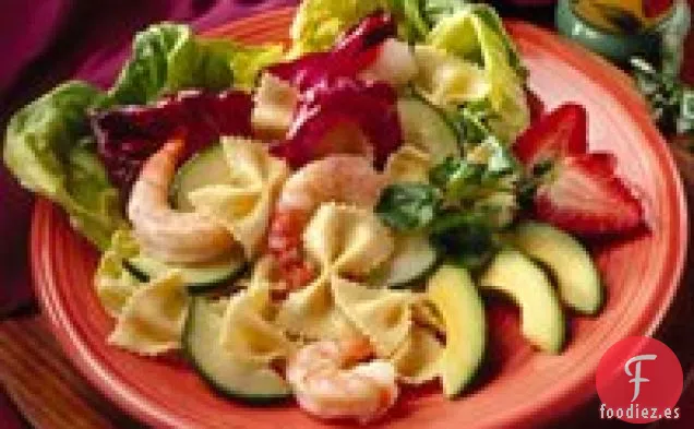 Ensalada De Pasta De Camarones Con Salsa De Frutas Frescas