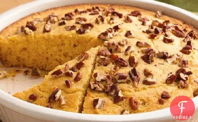 Pan de Maíz Cubierto de Nueces con Mantequilla de Miel
