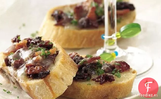 Bruschetta de Tomate Seco al Sol y Tocino