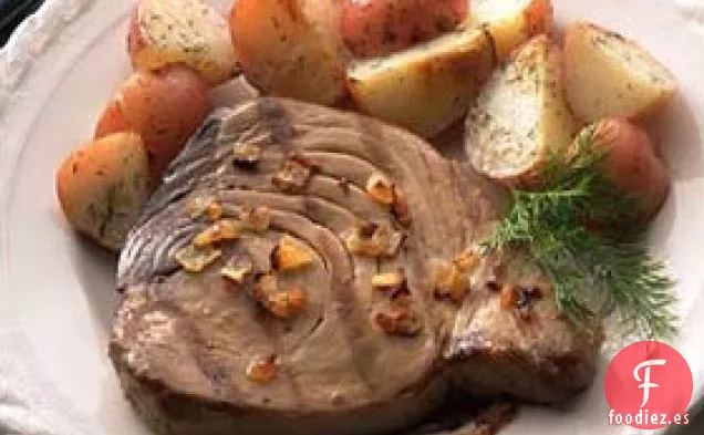 Filetes De Atún A La Parrilla Con Mantequilla De Eneldo De Cebolla