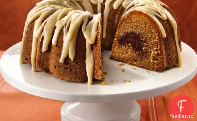 Pastel de Trufa de Calabaza con Glaseado de Mantequilla Dorada