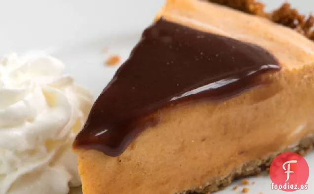 Pastel de Calabaza Congelado con Cobertura de Chocolate con Tequila