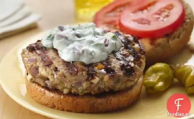 Hamburguesas Griegas de Pavo con salsa Tzatziki