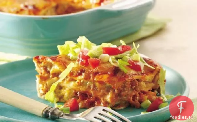 Cazuela de Enchilada de Pollo y Chile en Capas