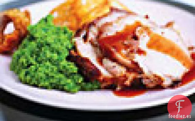 Lomo de Cerdo de Hinojo a la Mostaza con Salsa Cumberland