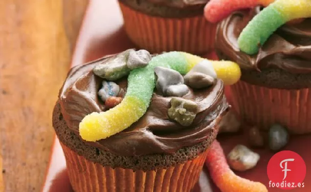 Cupcakes Rápidos de Suciedad y Gusanos