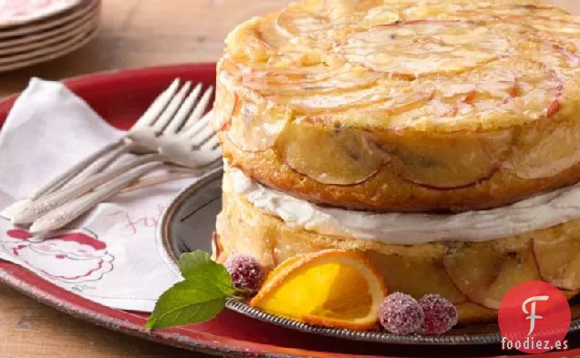 Pastel de Manzana Invertido con Fruta Empapada en Whisky