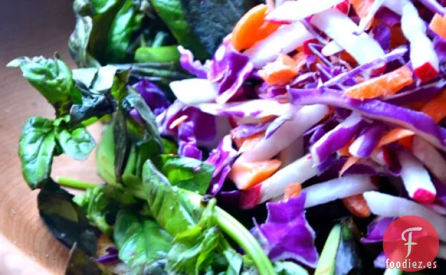 Ensalada De Repollo Morado Con Aderezo De Vinagre De Arce