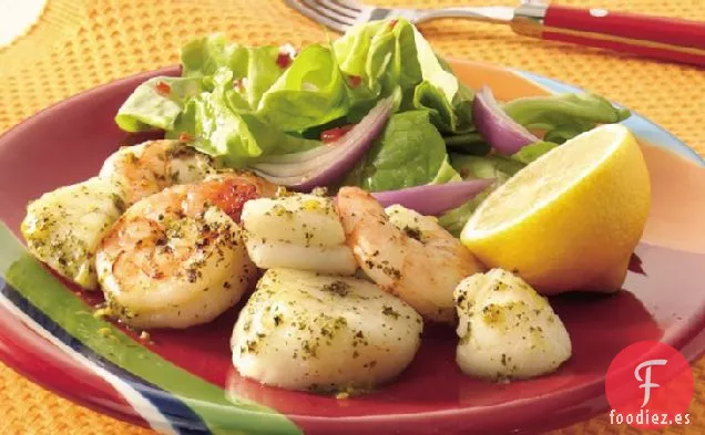 Camarones al Pesto de Limón y Vieiras a la parrilla