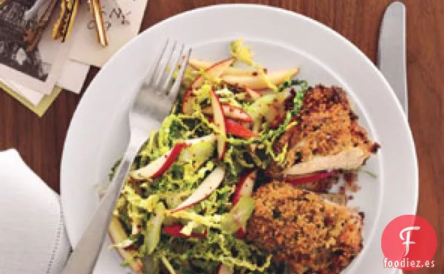 Pollo sin Freír Con Repollo y Ensalada de Manzana