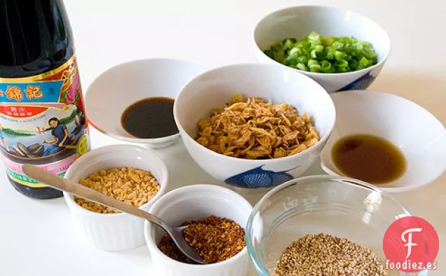 Coma por Ocho dólares: Albóndigas de Dos Maneras, con Salsa de Inmersión de Estilo Libre