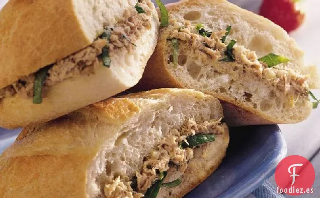 Sándwiches de Ensalada de Atún con Rémoulade de Limón