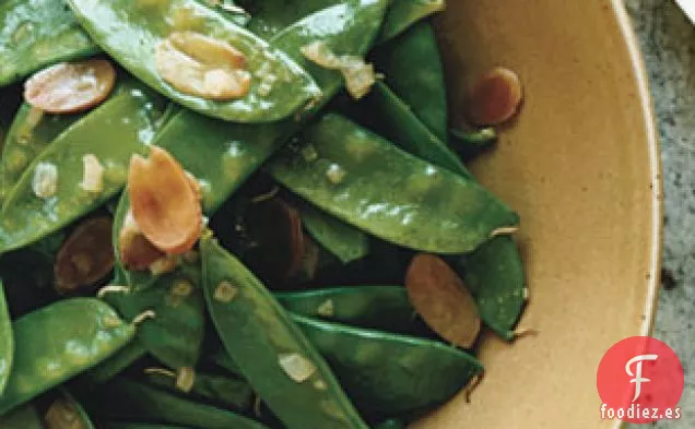 Guisantes Con Almendras Tostadas