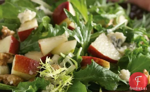 Ensalada de Manzana y Gorgonzola con Vinagreta de Vino Tinto