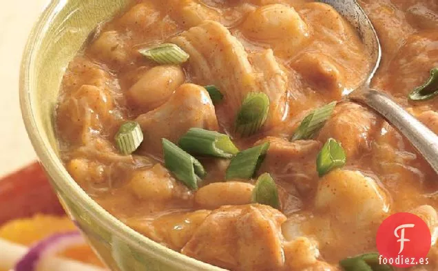 Chile de Pollo Blanco de Cocción Lenta con Maíz Dulce