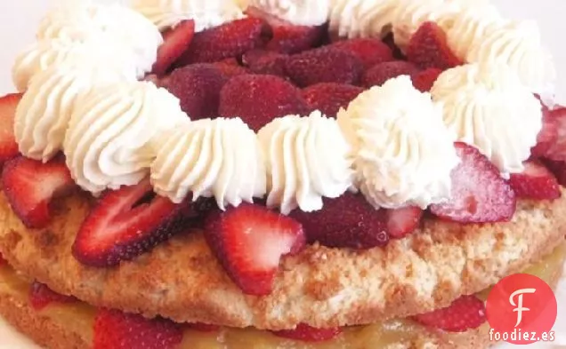 Tarta de Fresa con Capa de Limón