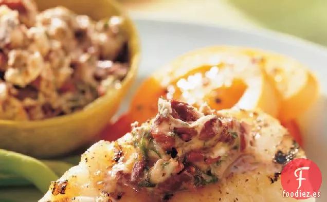 Lubina a la Parrilla con Mantequilla de Oliva Cítrica