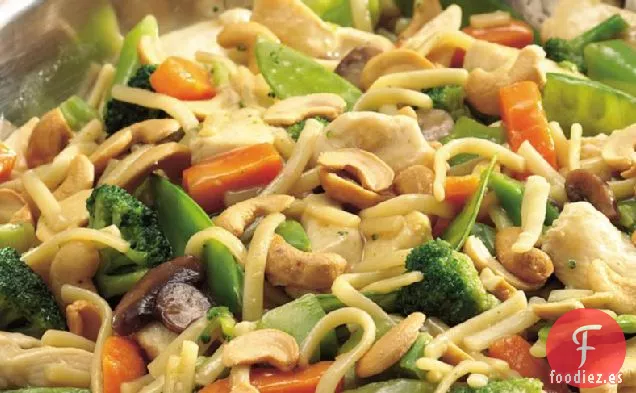 Pollo al Ajonjolí Lo Mein