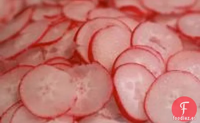 Ensalada De Guisantes Y Rábanos Con Broche De Azúcar