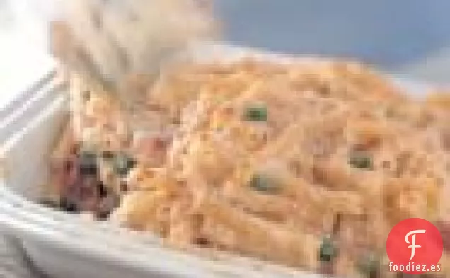 Ziti Al Horno Con Jamón y Guisantes