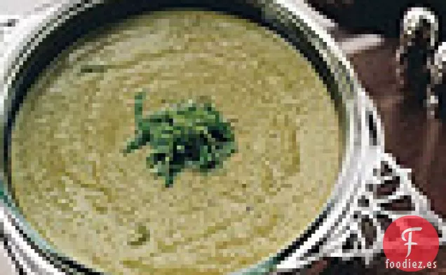Sopa Fresca de Guisantes y Menta