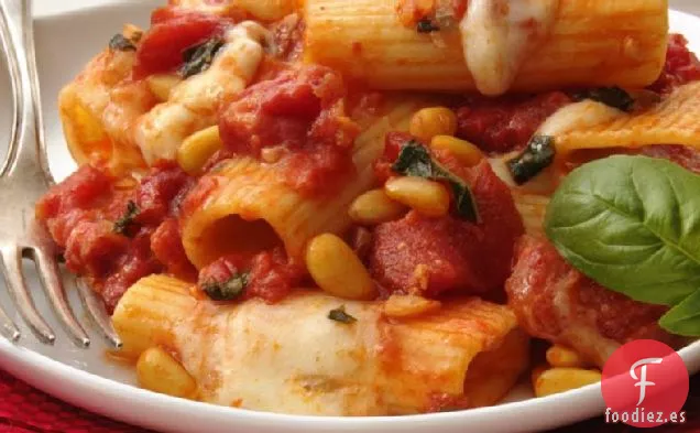 Pasta de Tomate y Albahaca con Mozzarella Fresca