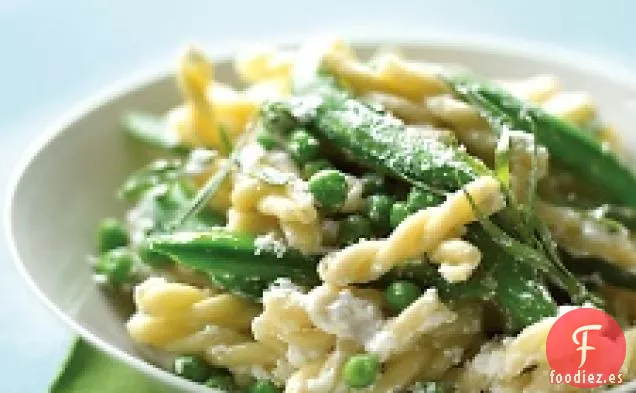 Pasta De Dos guisantes Con Ricota Y Estragón