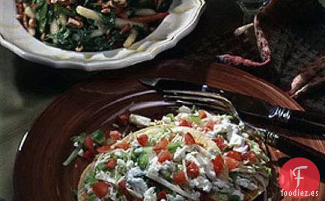 Ensalada de Peras con Jícama y Guisantes de Nieve