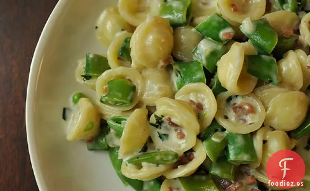Pasta Con Jamón, Guisantes, Menta Y Nata