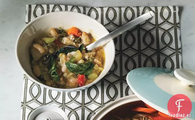 Sopa de Cebada con Verduras, Hinojo, Limón y Eneldo