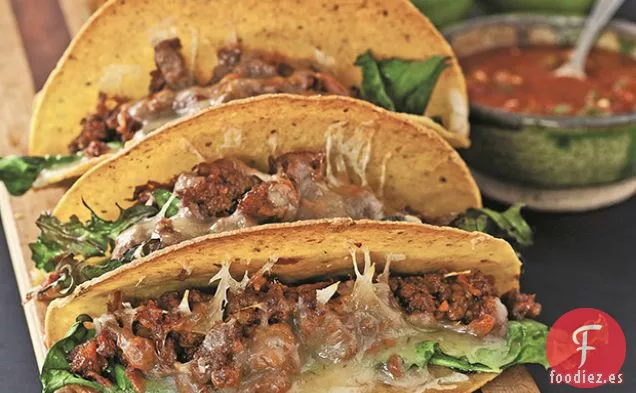 Tacos de Carne de Res y Col Rizada