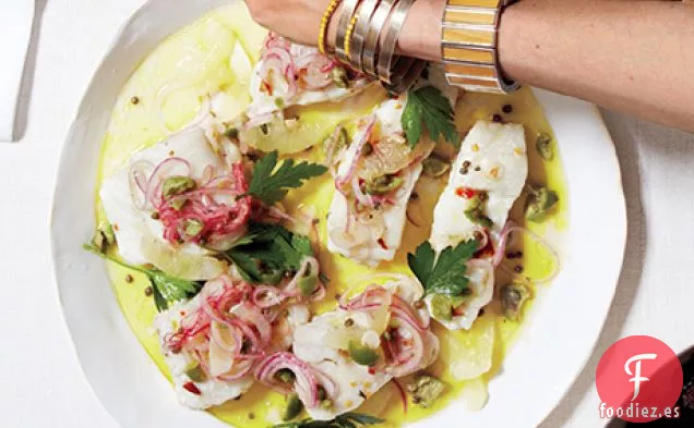 Bacalao con Limón, Oliva Verde y Salsa de Cebolla