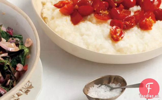 Sémola de Arroz Cremosa con Salsa de Tomate