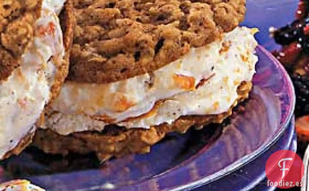 Sándwiches de Galletas de Avena con Helado de Nectarina