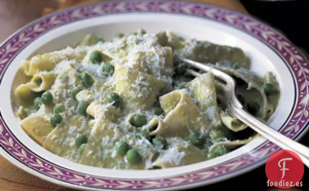 Pappardelle Con Guisantes Y Parmesano