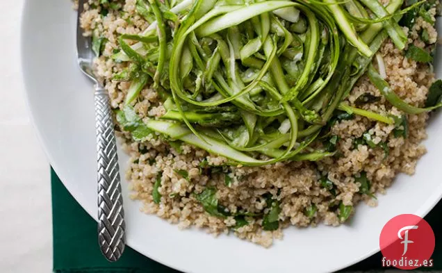 Ensalada de Quinua y Espárragos con Vinagreta de Mimosa