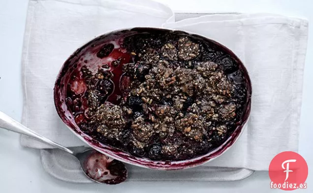 Crumble de Cereza Agridulce y Trigo Sarraceno