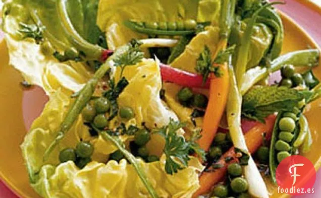 Ensalada de Verduras de Primavera con Vinagreta de Guisantes Verdes